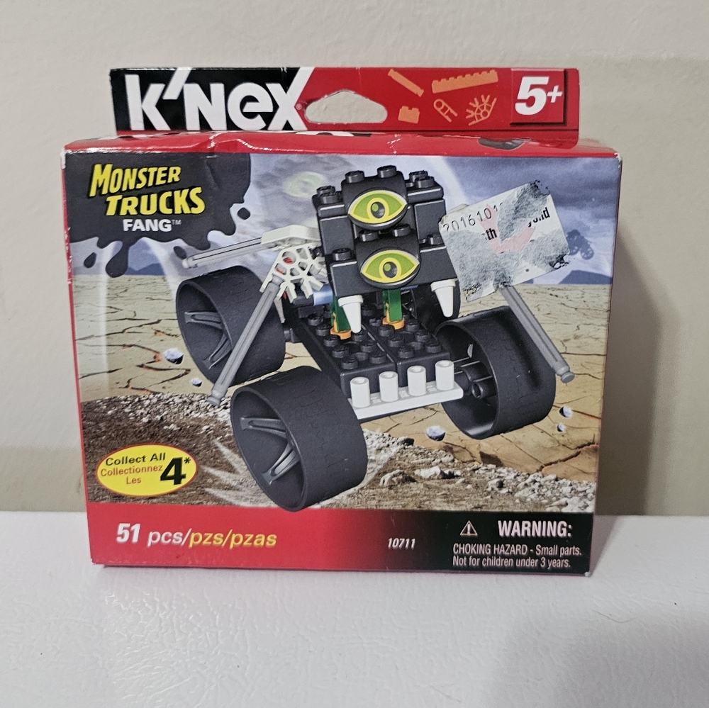 Knex - Monster Jam - Monster Trucks - Fang - 51piece Building Set NIB